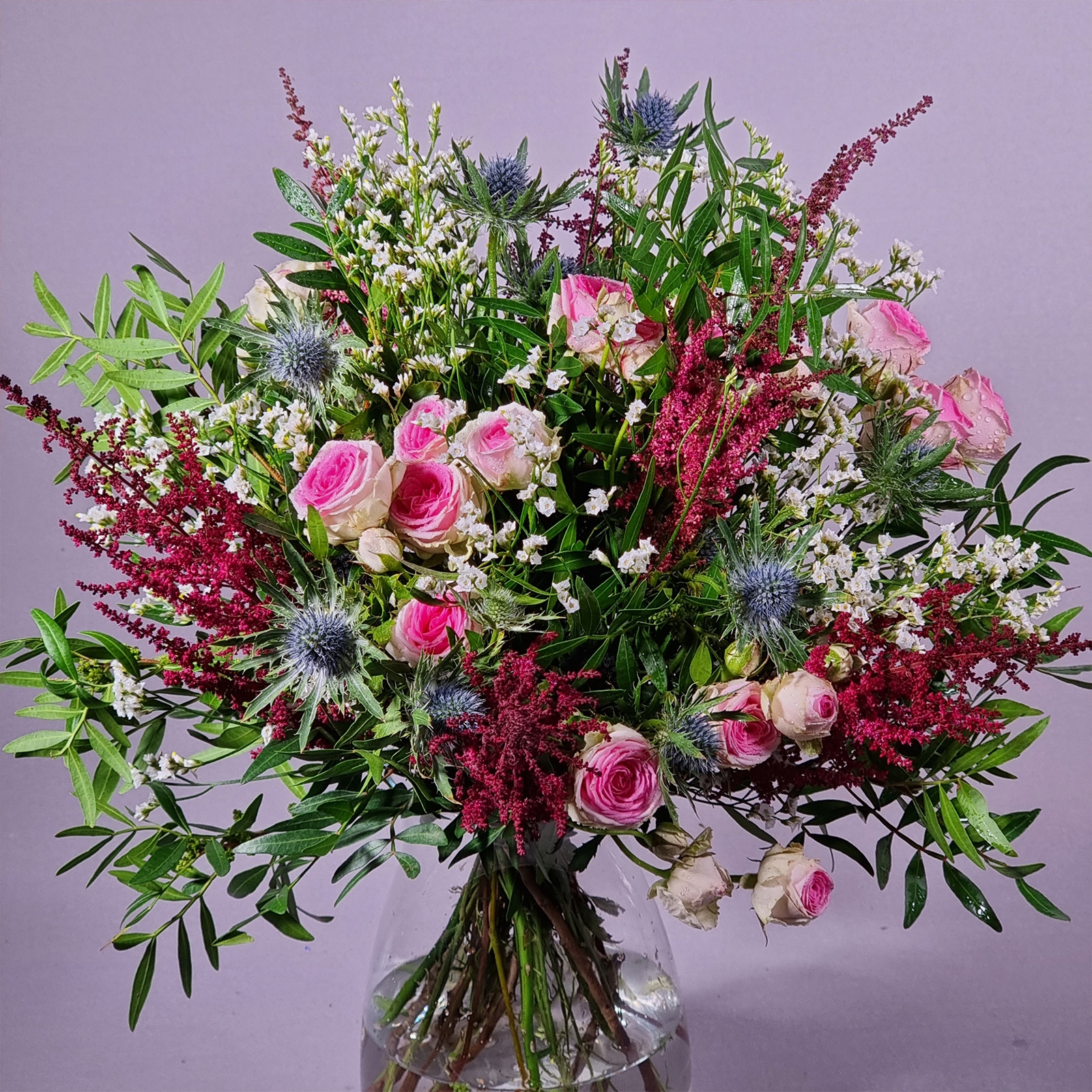 Ramo de flores silvestres con rosas ramificadas, entrega a domicilio en San Sebastin, Astigarraga, Hernani, Rentera y Lasrte