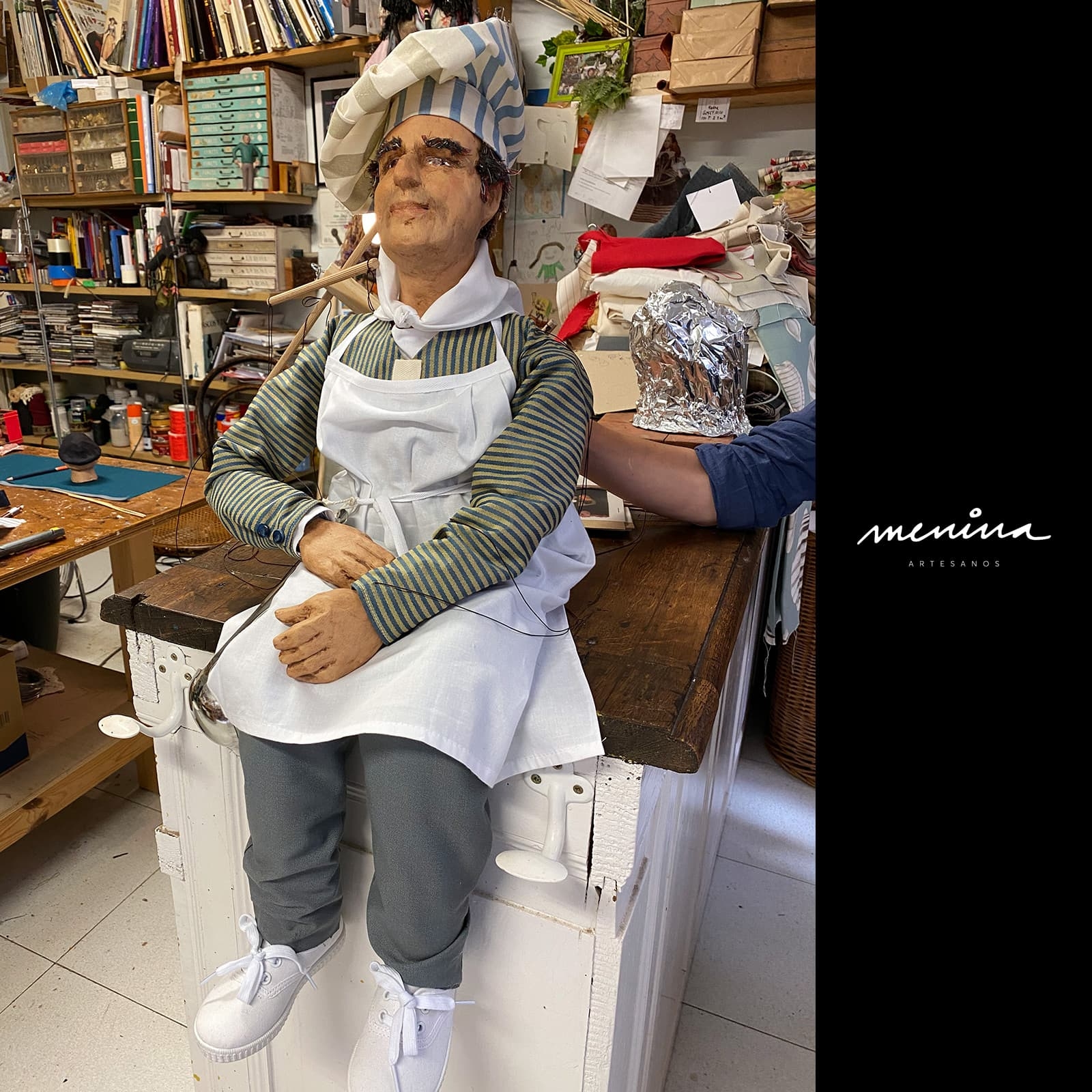 marioneta artesanal - cocinero - menina - hondarribia