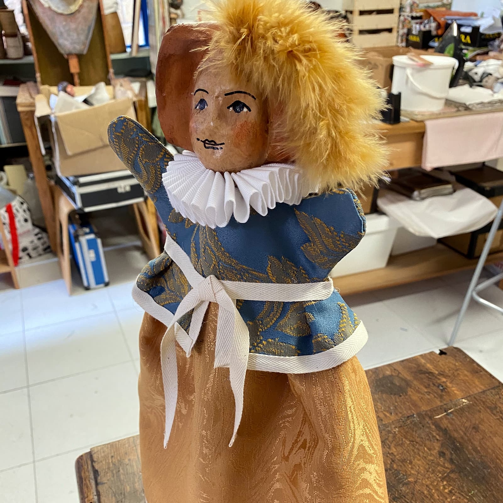 marioneta artesanal de guante - menina - hondarribia