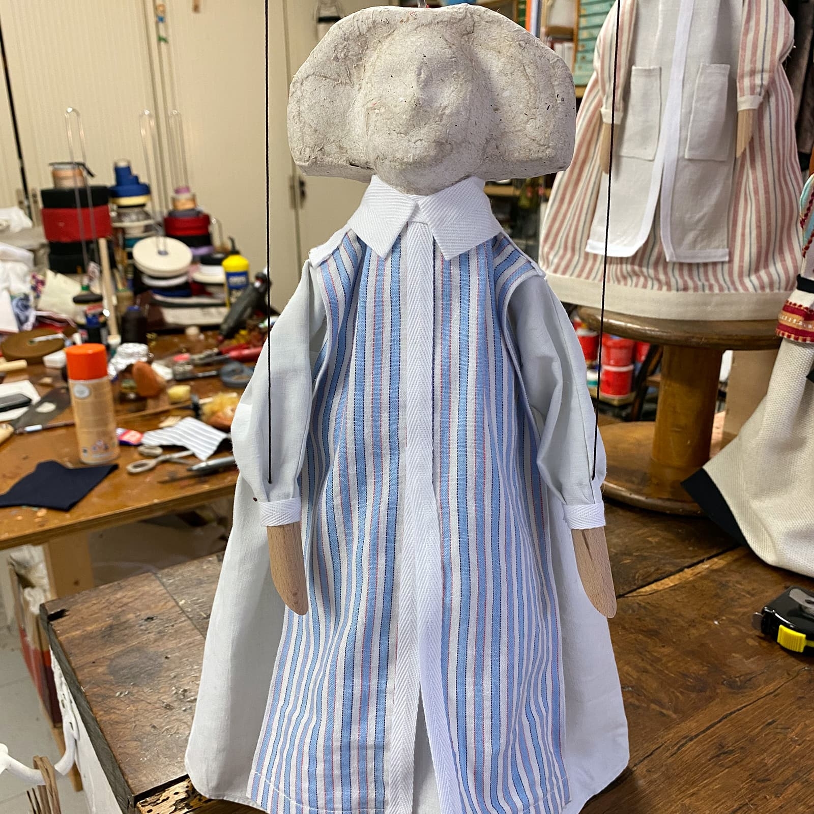 marioneta artesanal de guante neutra - menina - hondarribia