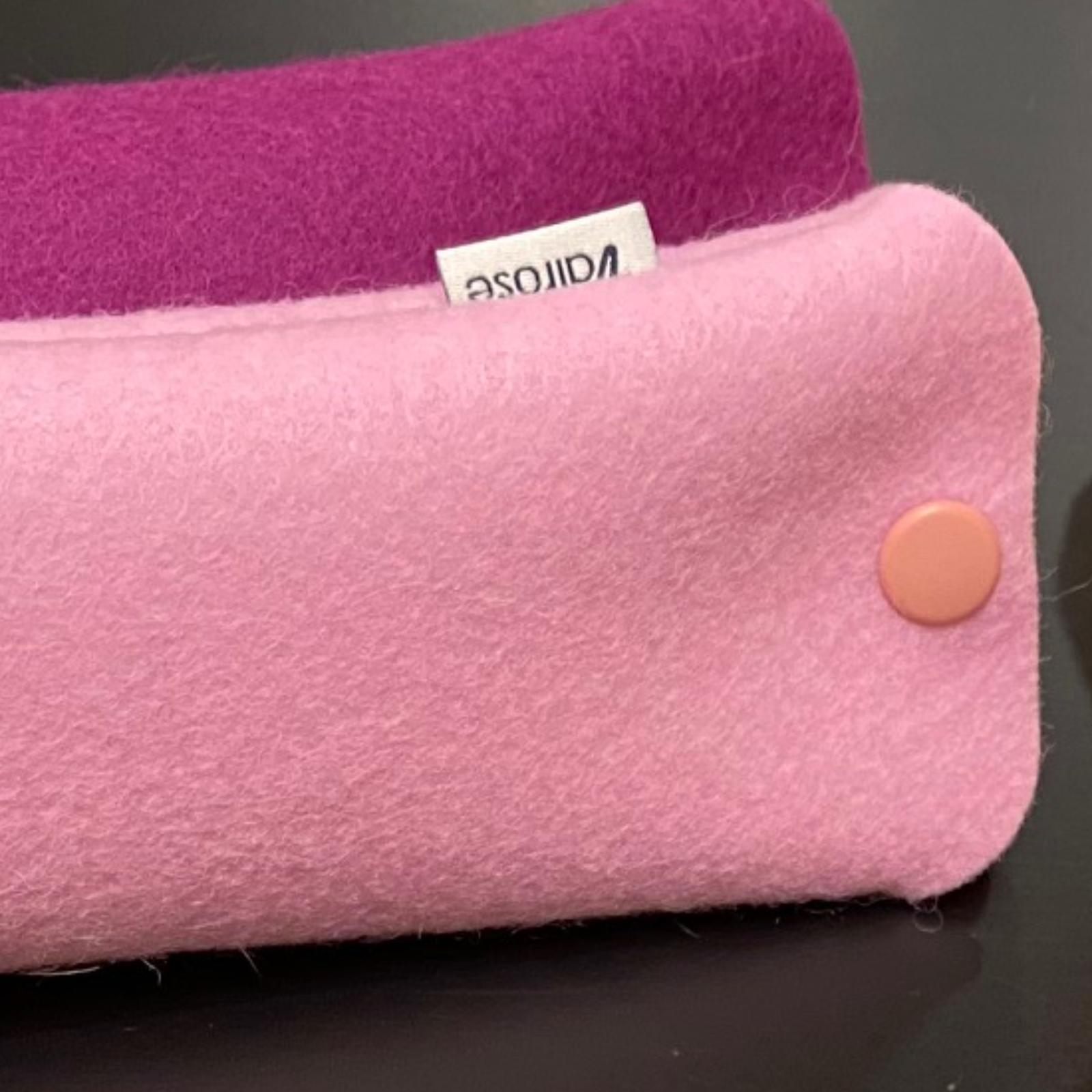 Funda artesanal para gafa en fieltro rosa