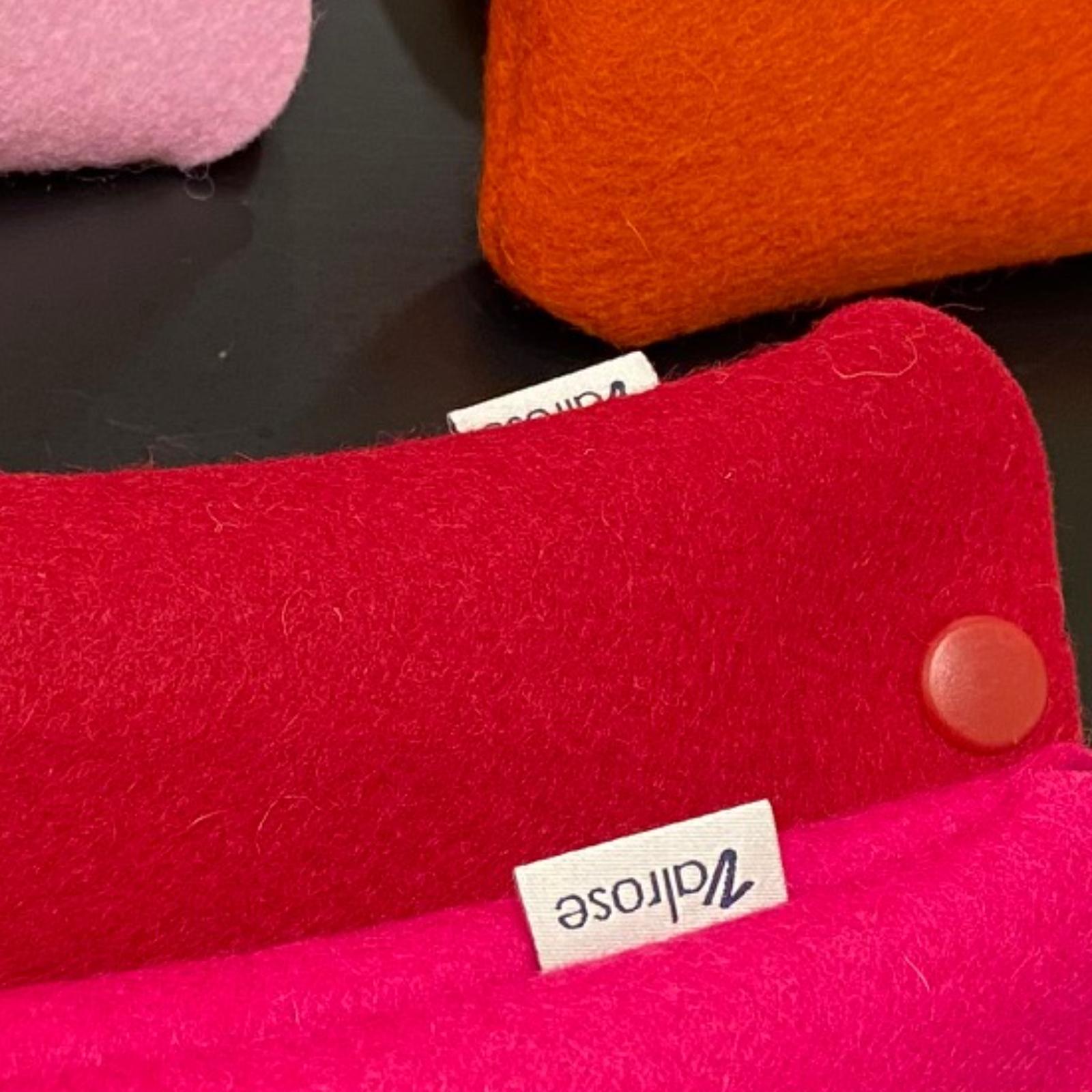 Funda artesanal para gafa en fieltro rojo