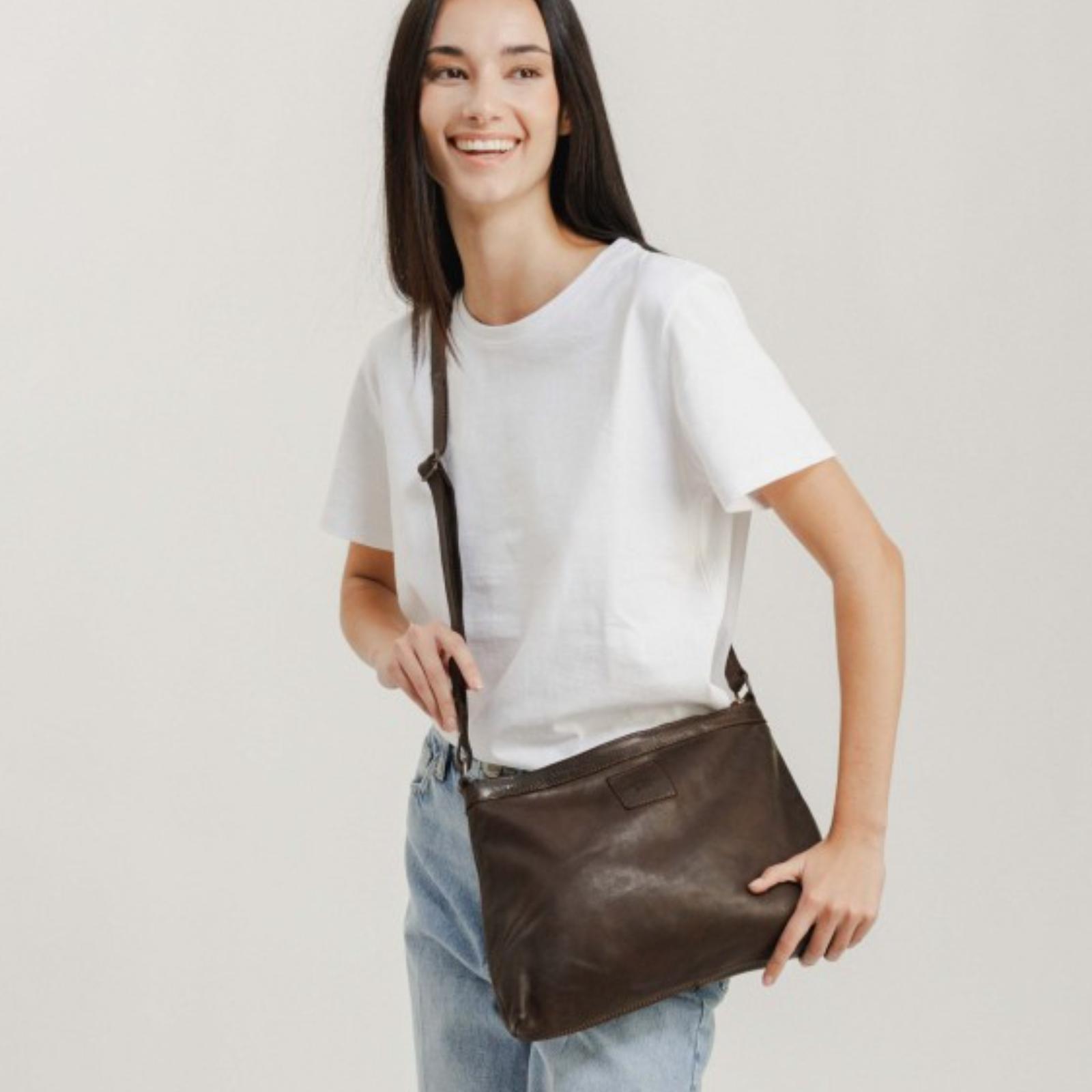 BOLSO BIBA BOSTON MARRON