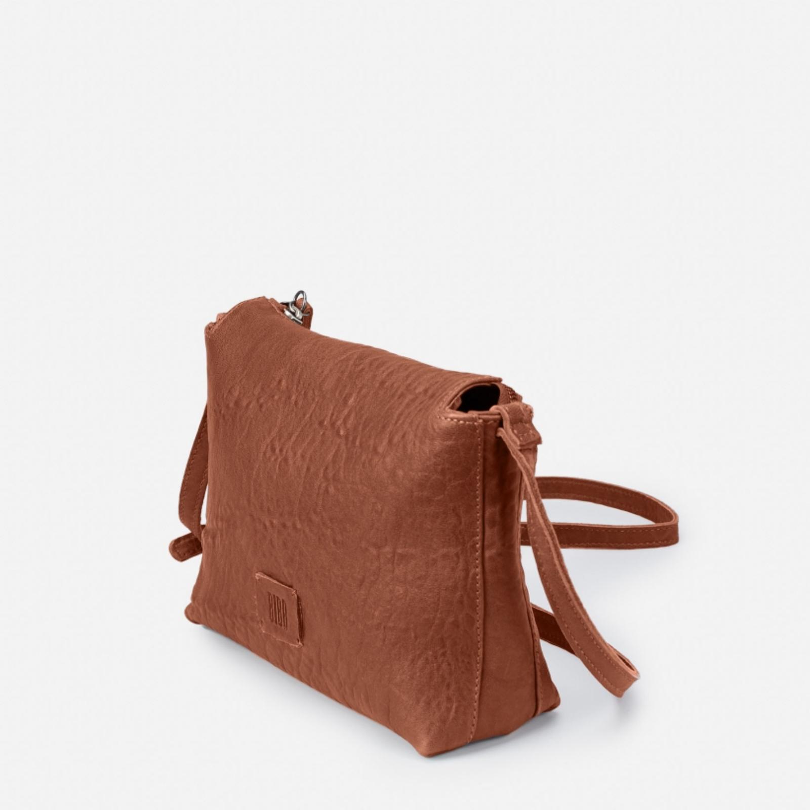 BOLSO BIBA CHESTER CAMEL