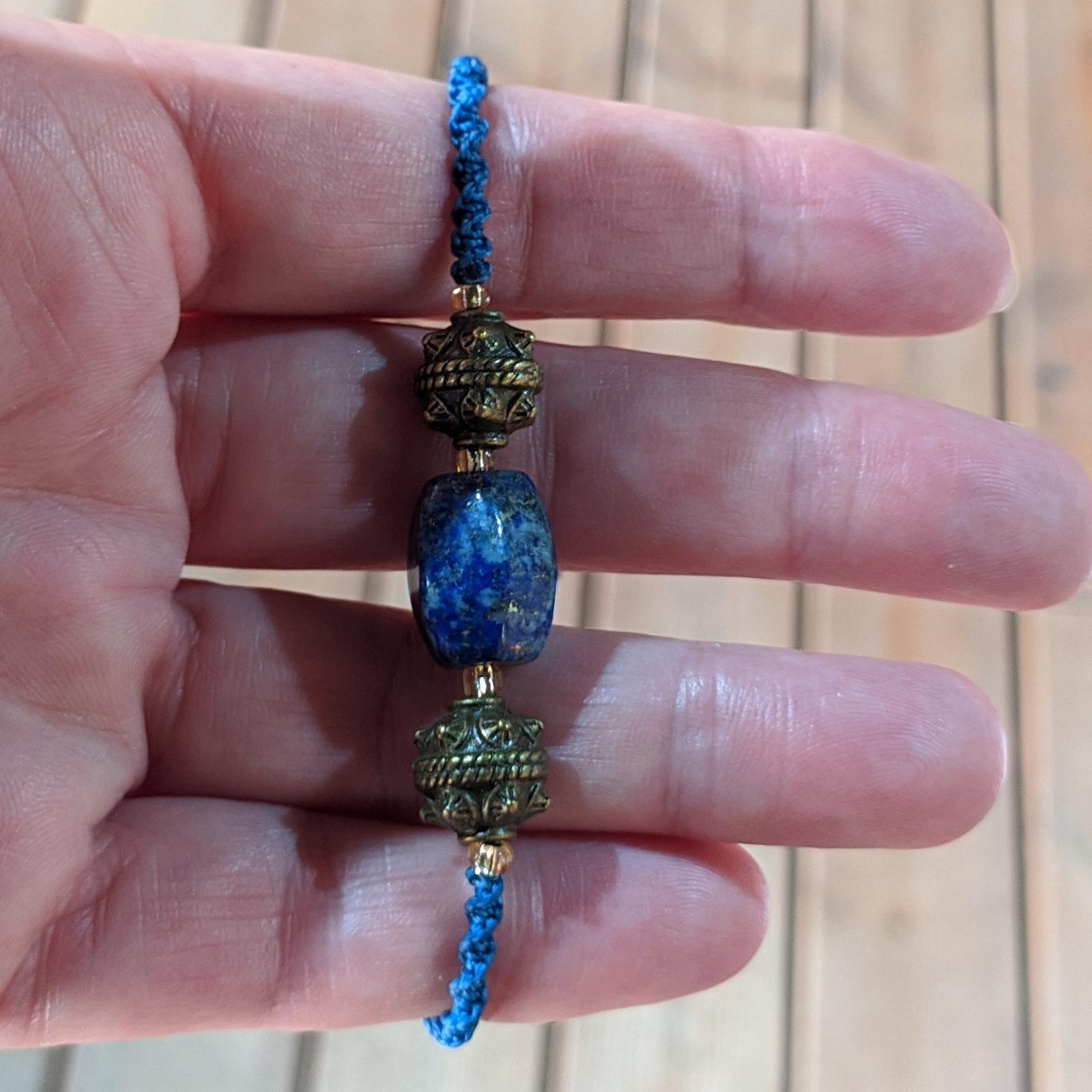 PULSERA LAPISLZULI CON ABALORIOS EN BRONCE