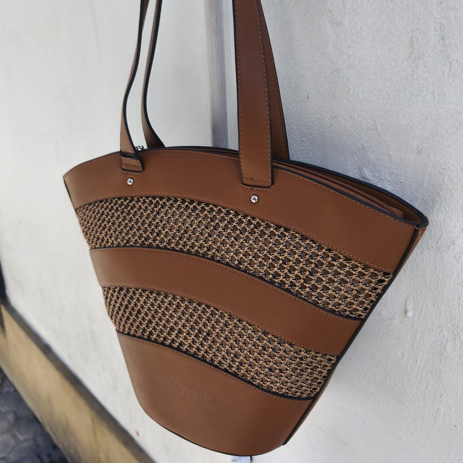 BOLSO DE HOMBRO PEPE MOLL CAMEL