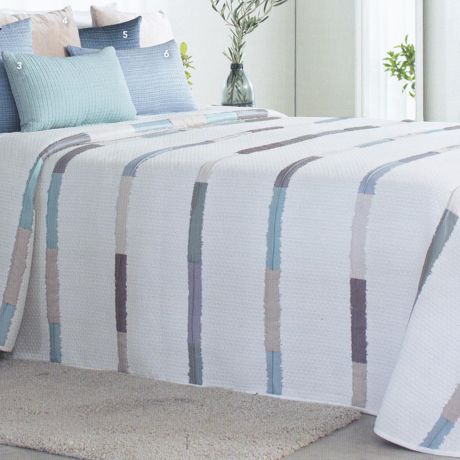 Colcha MOD. IVAN cama 150 cm.