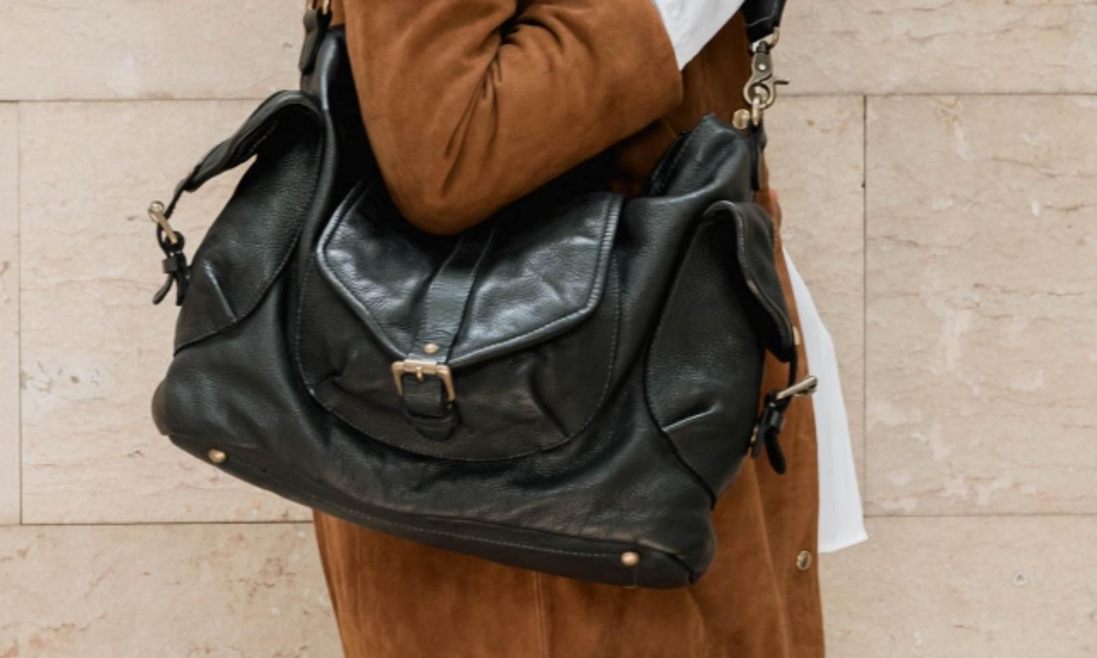 BOLSO DE HOMBRO BIBA NEGRO