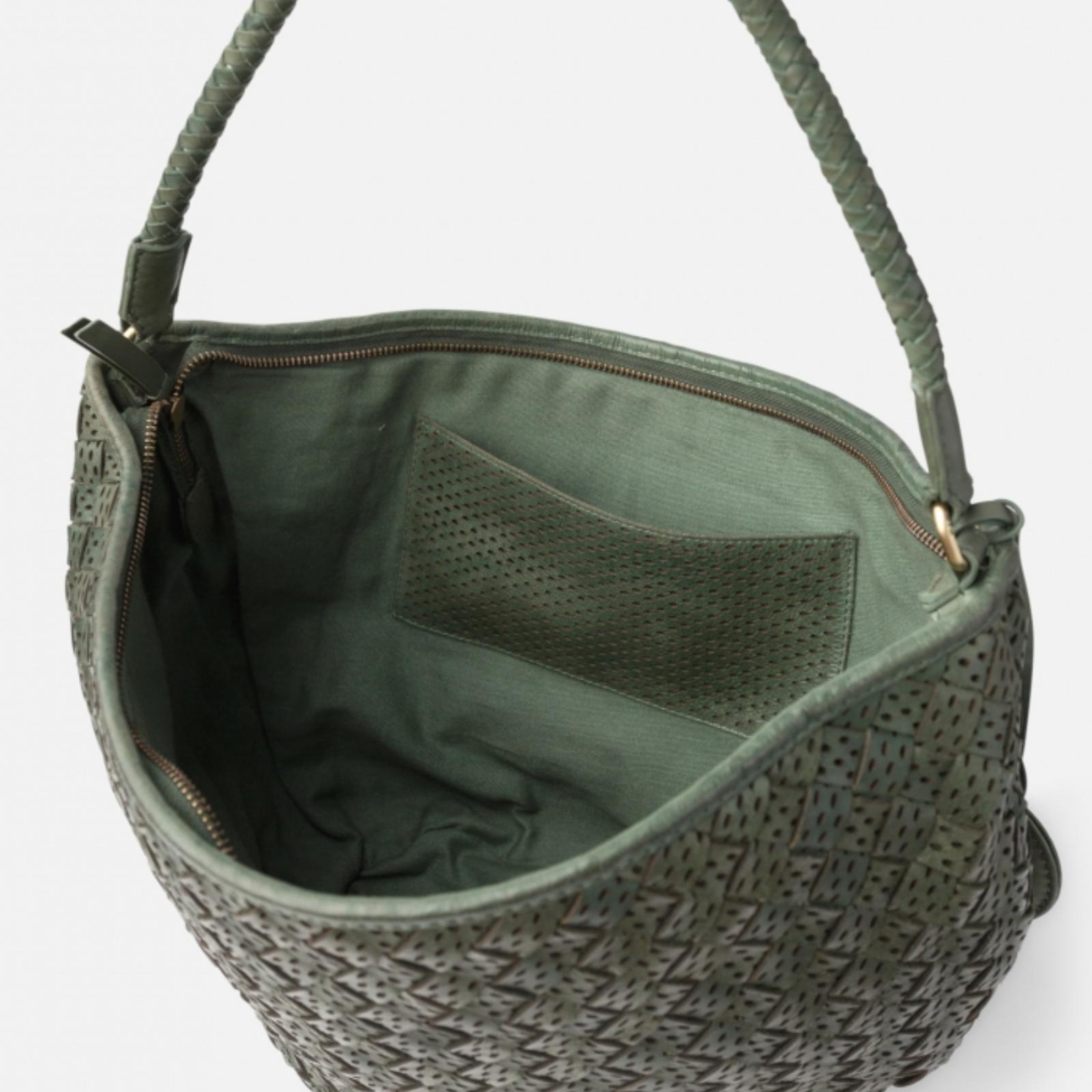 BOLSO DE HOMBRO BIBA NEGRO