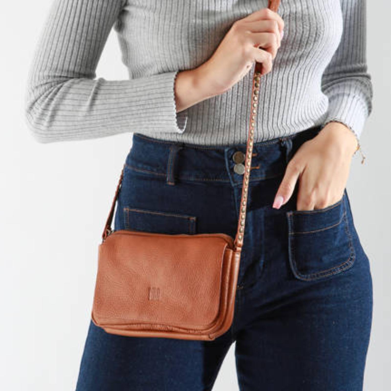 BOLSO BIBA BREWTON TEJA