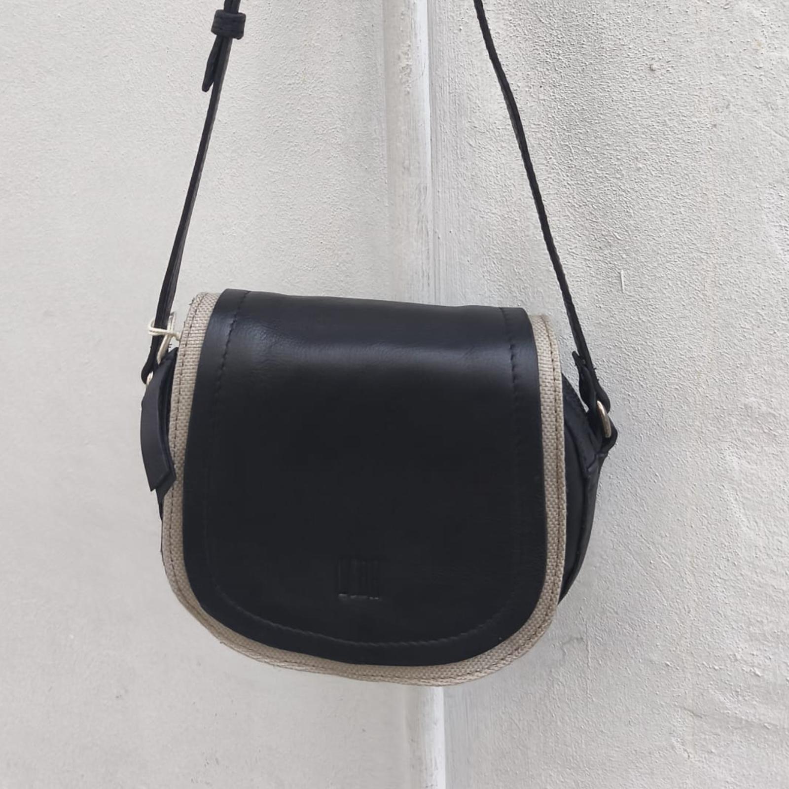 BOLSO BIBA CORINNE NEGRO