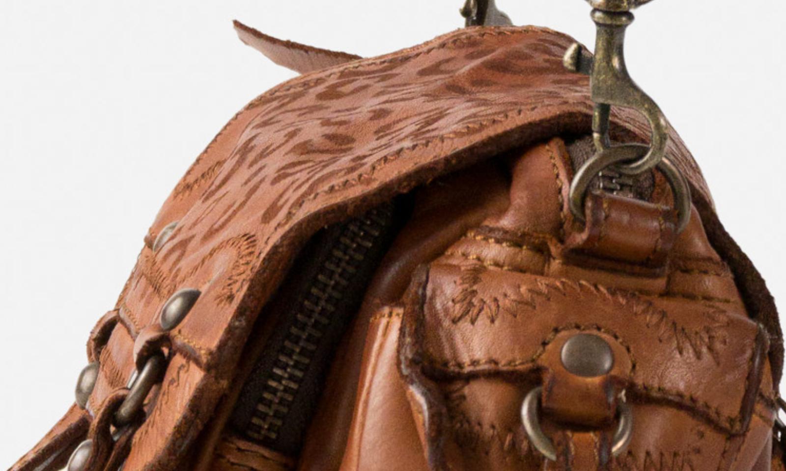 BOLSO BIBA GARDNER CAMEL