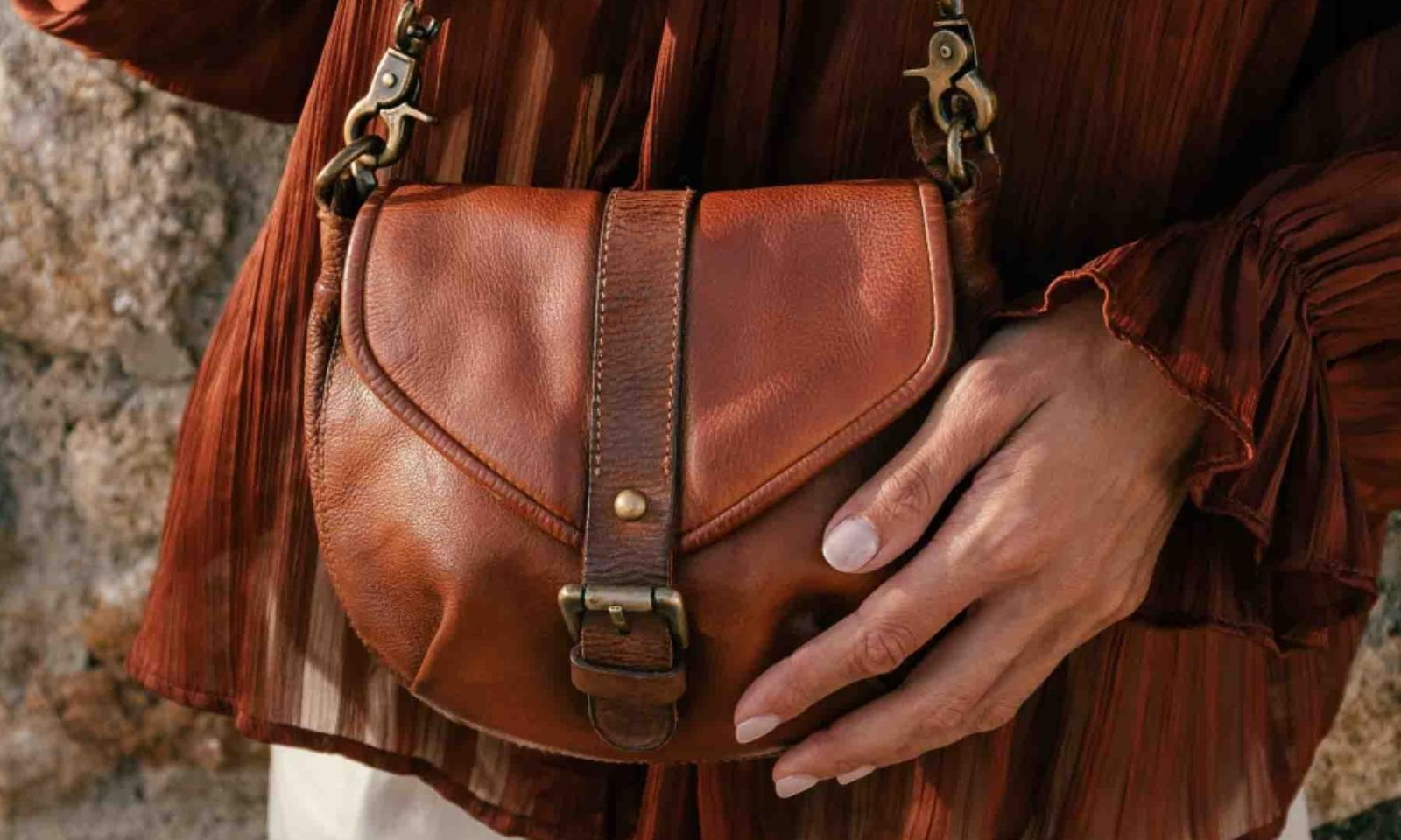 BOLSO BIBA CLINT AMARILLO