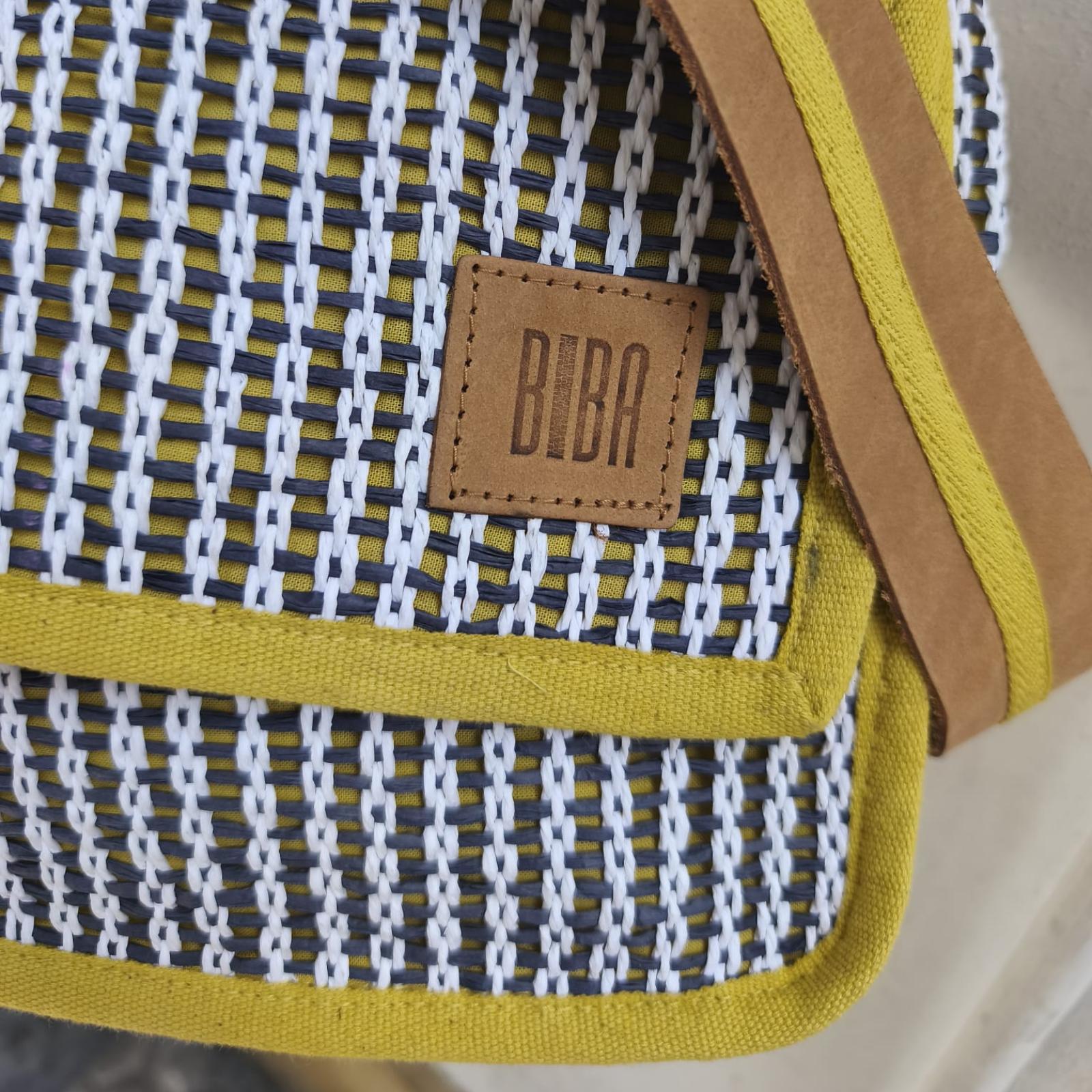 BOLSO DE HOMBRO BIBA CAYMAN AMARILLO