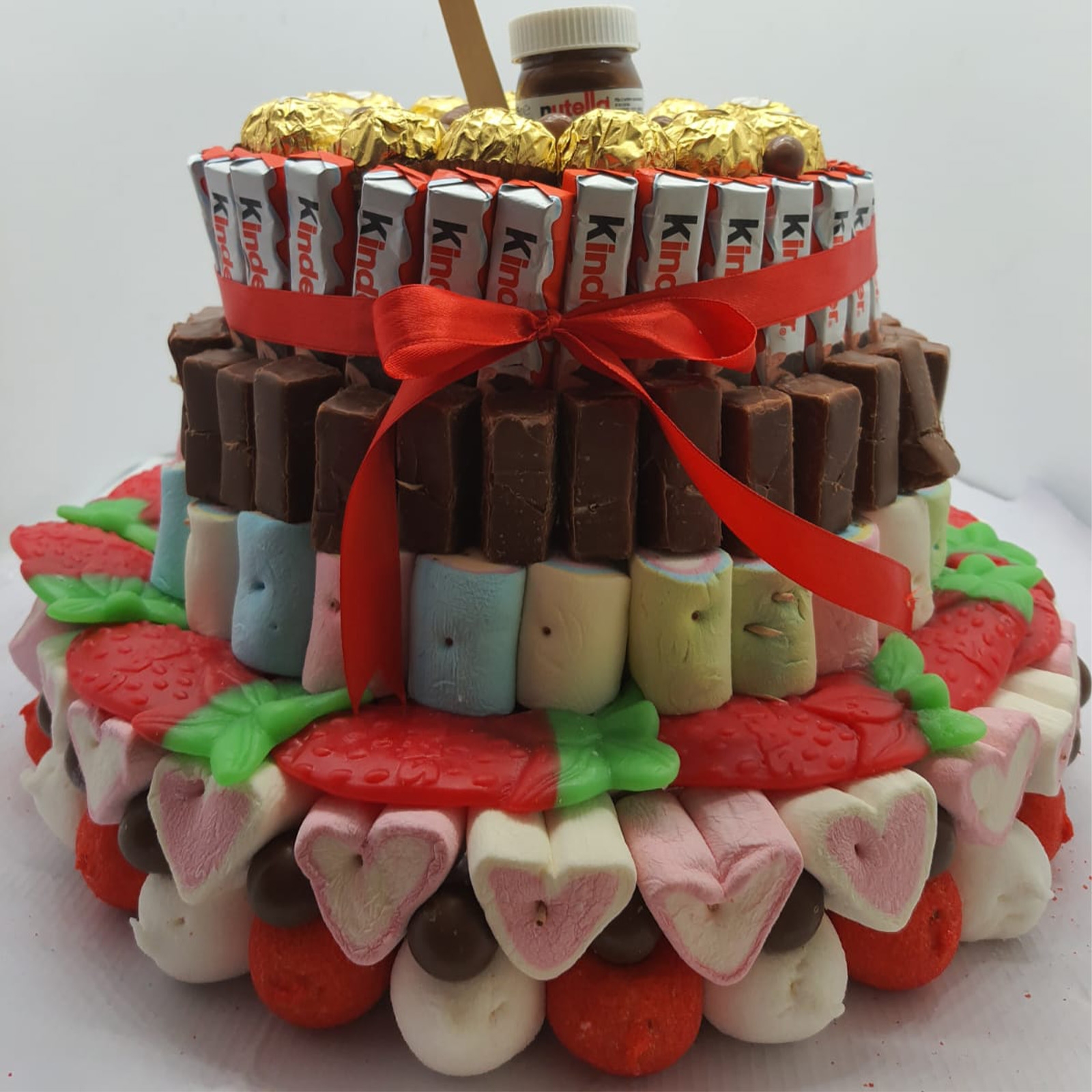 Tarta de chocolate y gominolas de 4 pisos - Candy Cakes - Irn