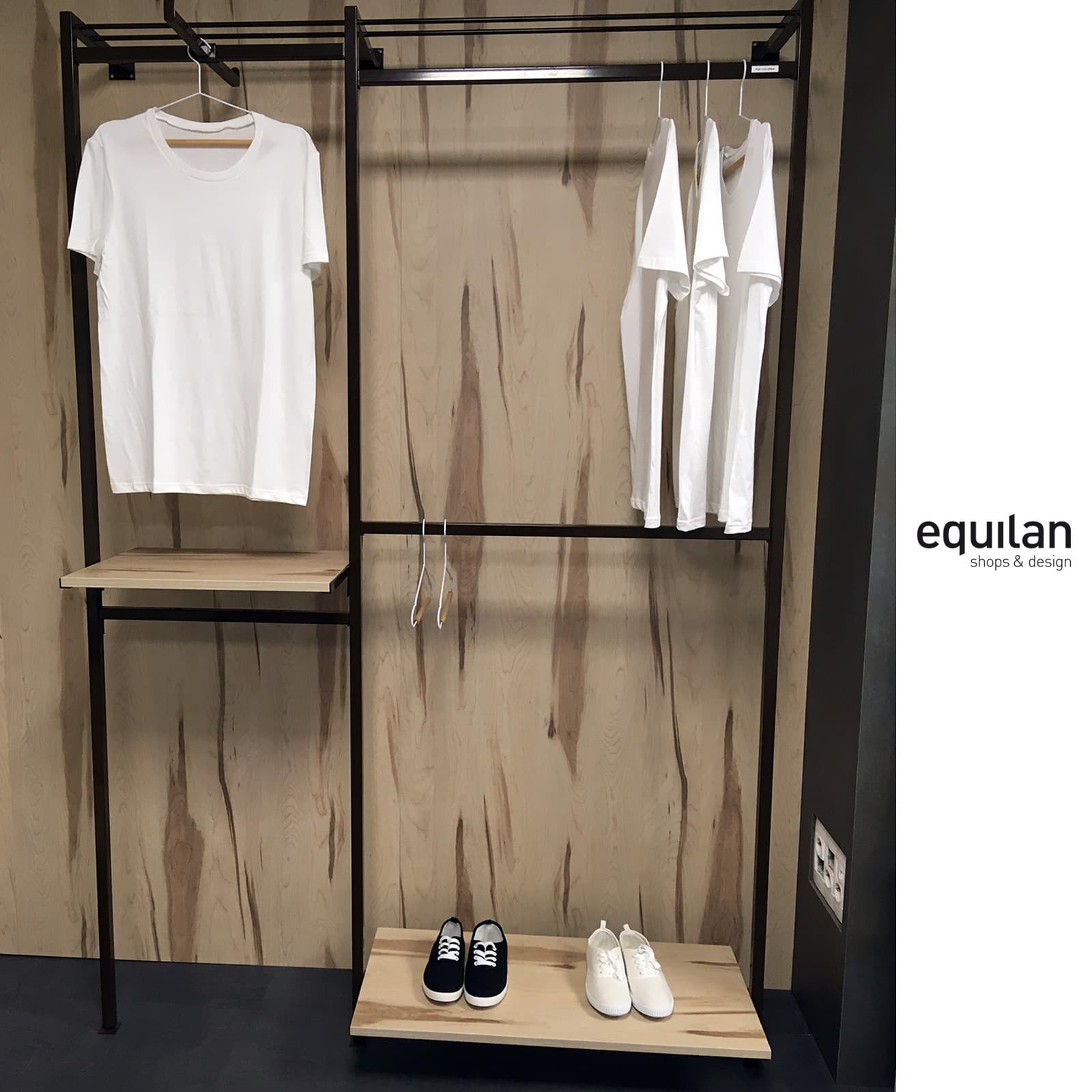 Columna FUNCTION - Mobiliario Comercios - Equilan - Hernani - Madrid - Donostia - Gipuzkoa