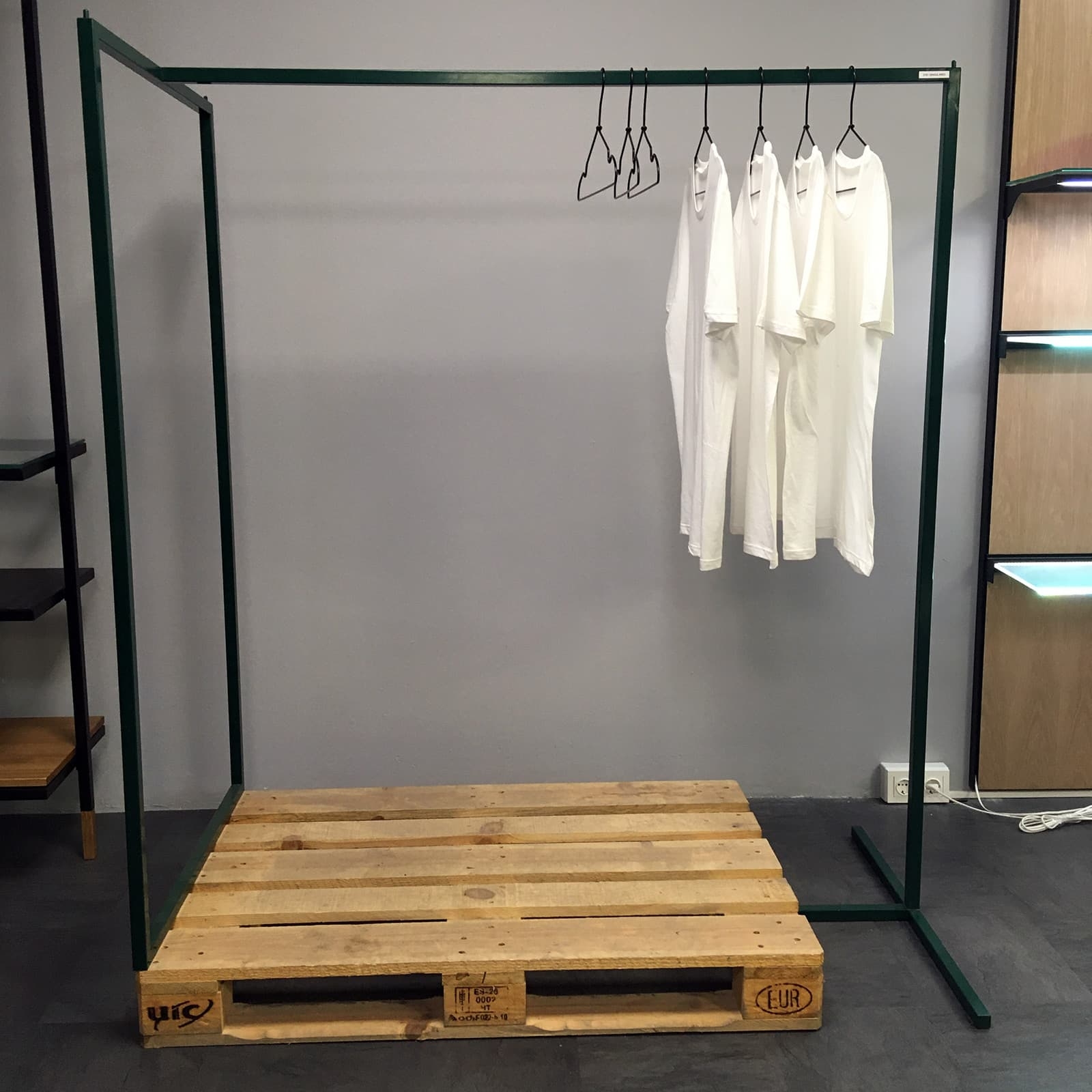 Gndola DIY - Equipamiento Comercial - Equilan - Hernani - Donostia - Madrid - Gipuzkoa