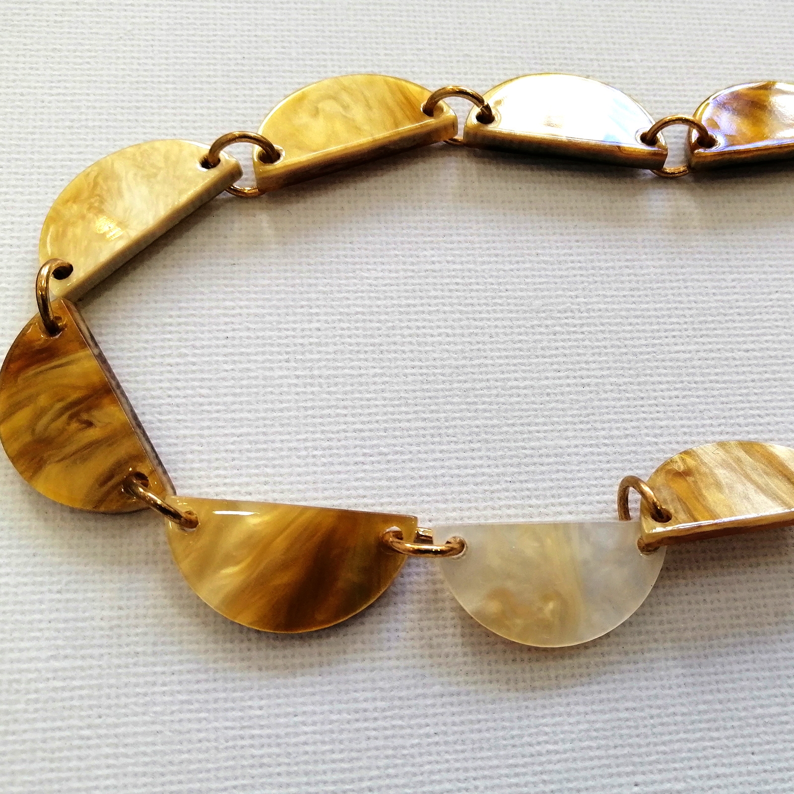 Cadena de semicírculos para gafas y mascarilla en carey